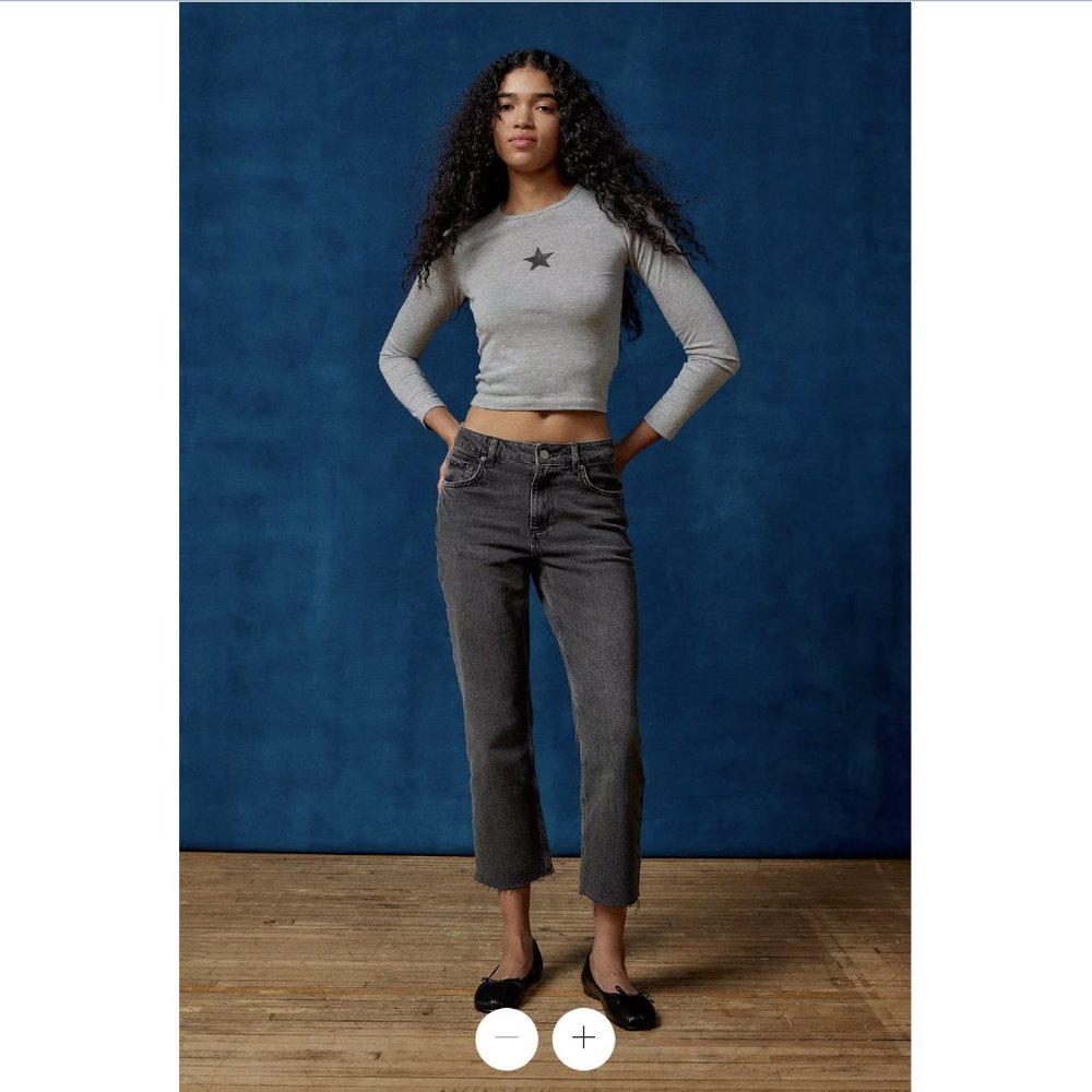 UO BDG Cropped Cowboy Jean